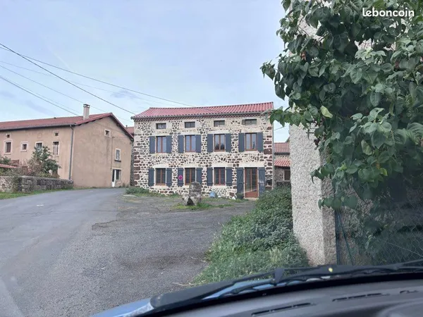 Maison à louer quatre chambres