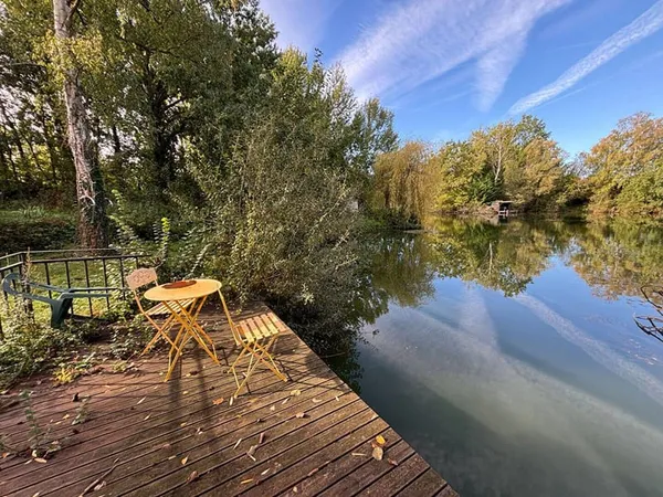 Terrain 750 m²