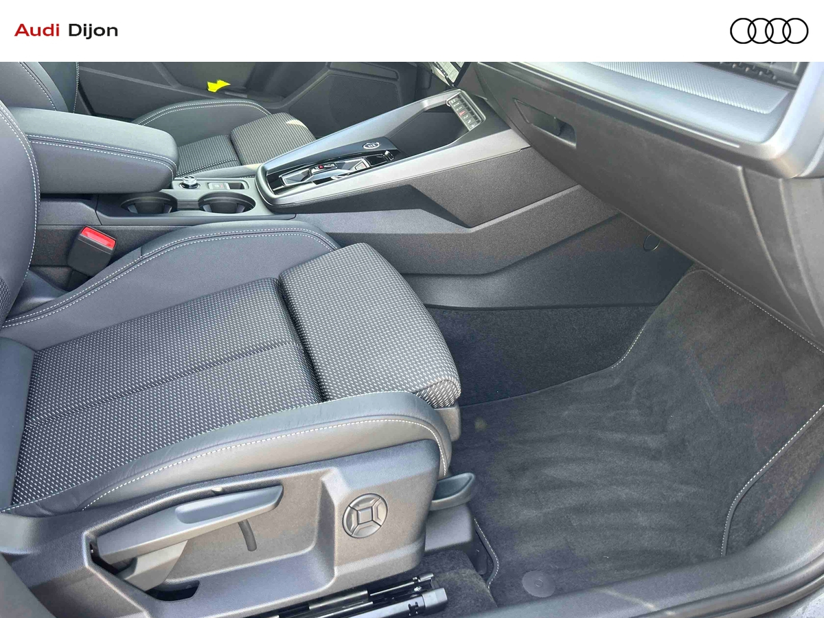 Audi A3 Sportback TFSI Mild Hybrid 150 S tronic 7 — photo 25