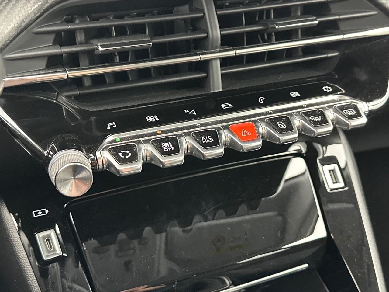 Peugeot 2008 puretech 130 s&s bvm6 roadtrip — photo 27