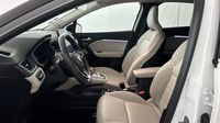 Renault Captur 1.6 E-Tech hybride 145ch Iconic — photo 12