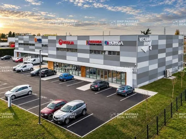Local d'activité 424 m²