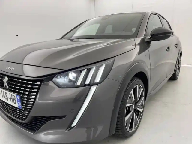 Peugeot 208 puretech 100 s&amp;s bvm6