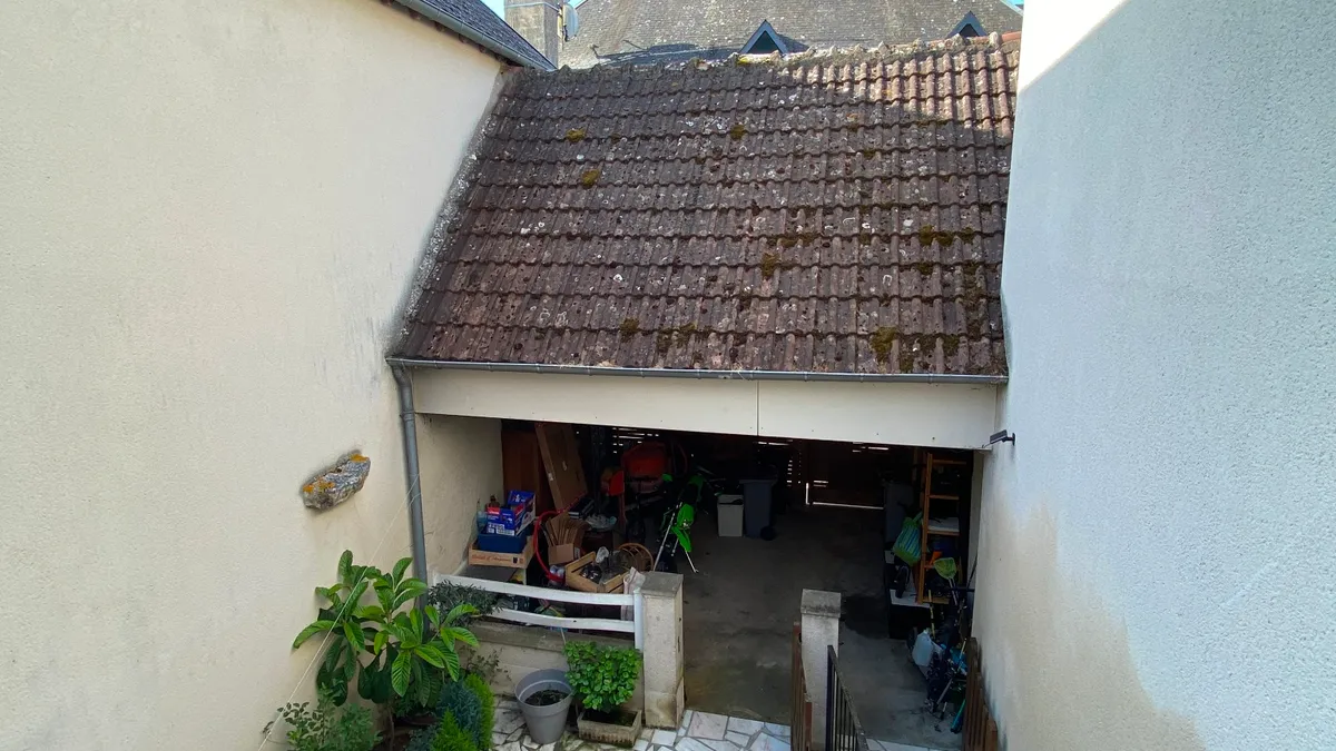 Photo 8