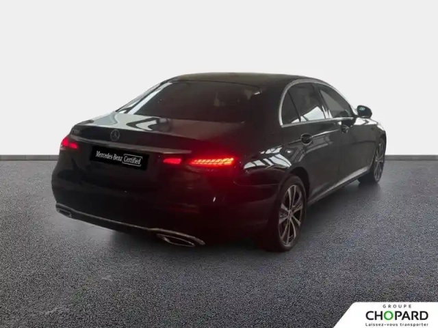 Mercedes Classe E 300 e 9g-tronic — photo 3