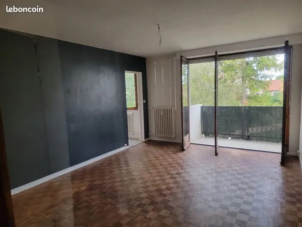 T3 non meublé avec balcon, cave et parking - 62 m² - Poitiers