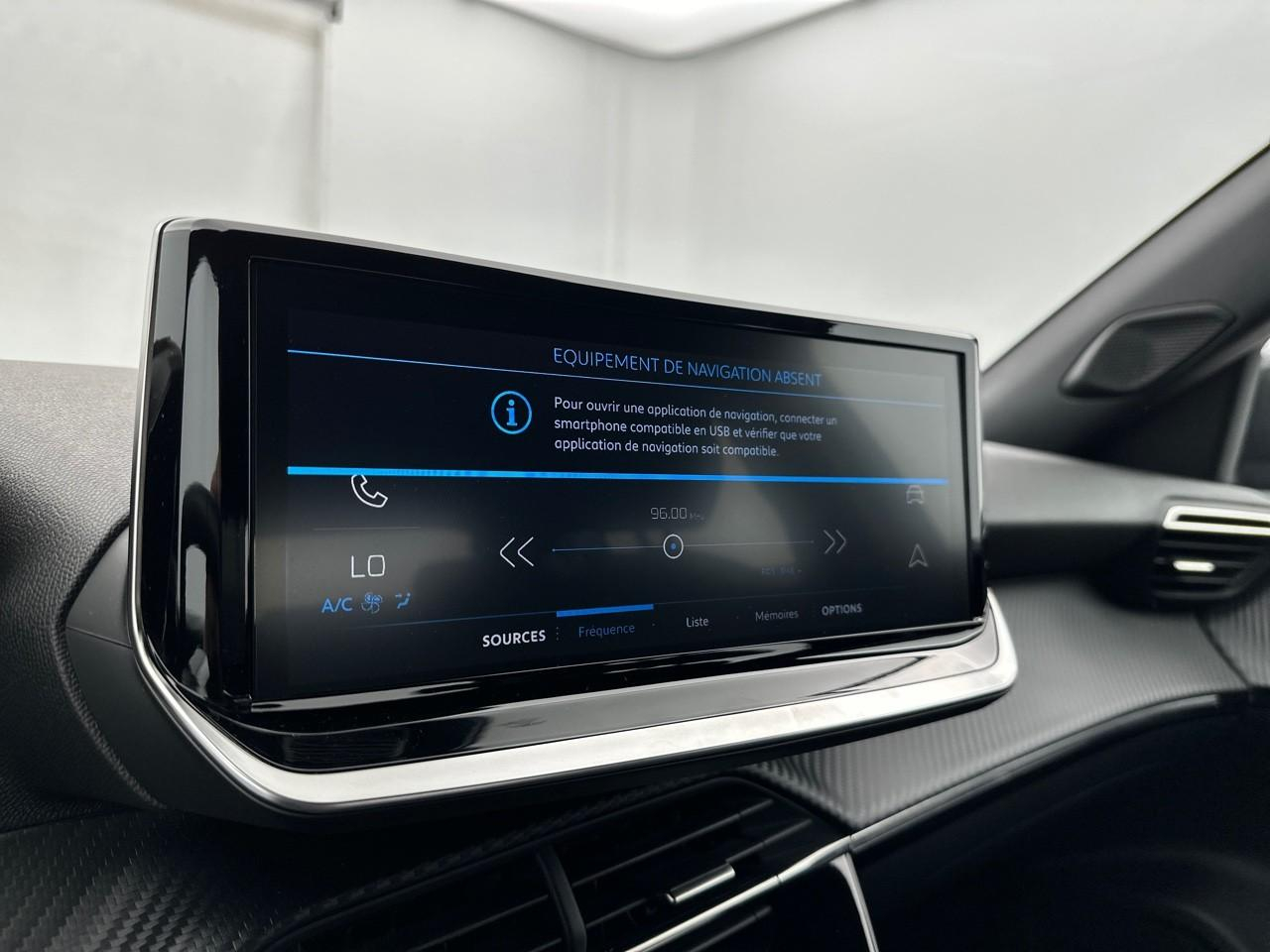 Peugeot 2008 100 s&s bvm6 style — photo 13