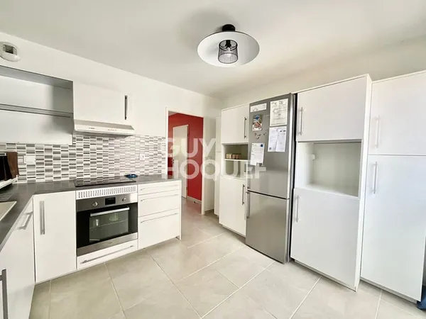 Villeneuve-Tolosane Appartement Récent T3 de 63 m2 avec 7 m2 de Loggia
