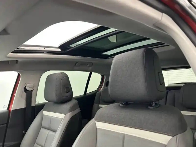 Citroën C5 Aircross bluehdi 130 s&amp;s bvm6 — photo 40
