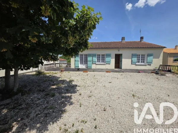 Maison de plain-pied 7 pièces 121 m²