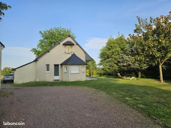 Maison avec grand jardin