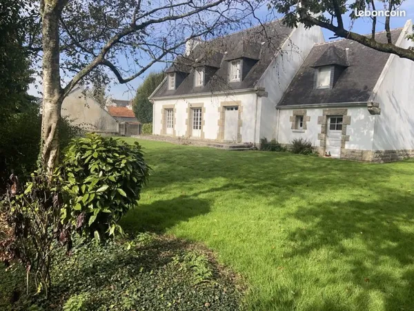 Propriété 8 pièces 158 m²
