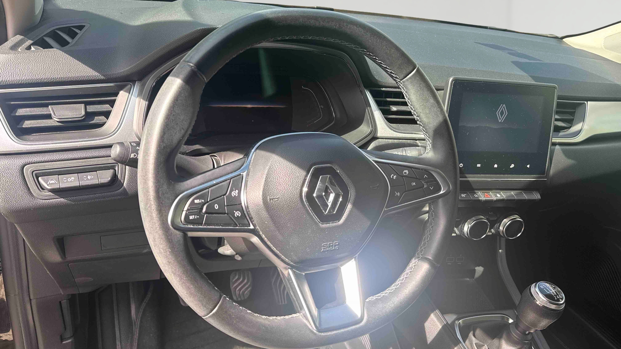 Renault Captur TCe 90 — photo 10