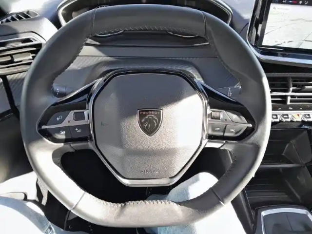 Peugeot 208 puretech 100 s&amp;s bvm6 — photo 44