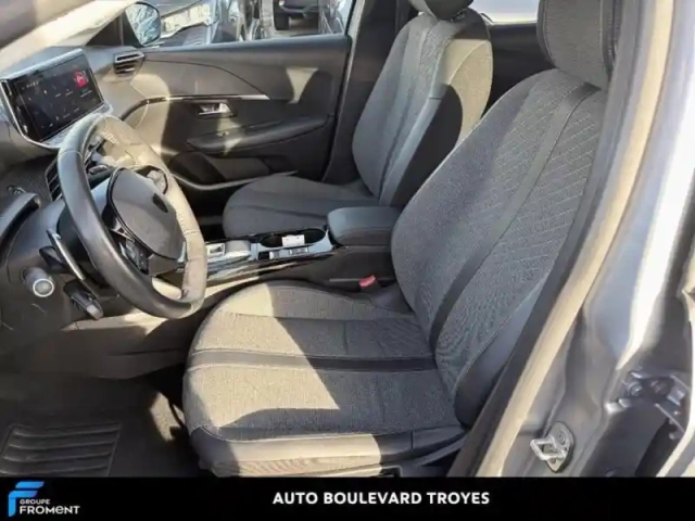 Peugeot 208 1.2 puretech 100ch s&amp;s allure eat8 — photo 26