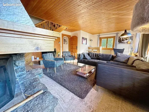Maison 9 pièces 167 m²