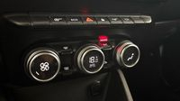 Dacia Duster 1.0 ECO-G 100ch Prestige 4x2 - 20 — photo 26