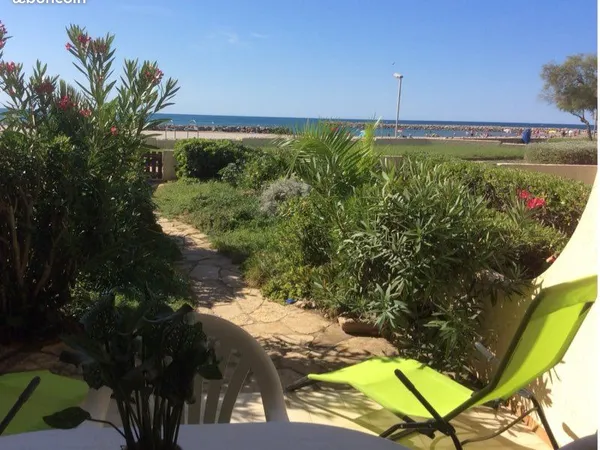 PALAVAS F2 espace vert ,parking