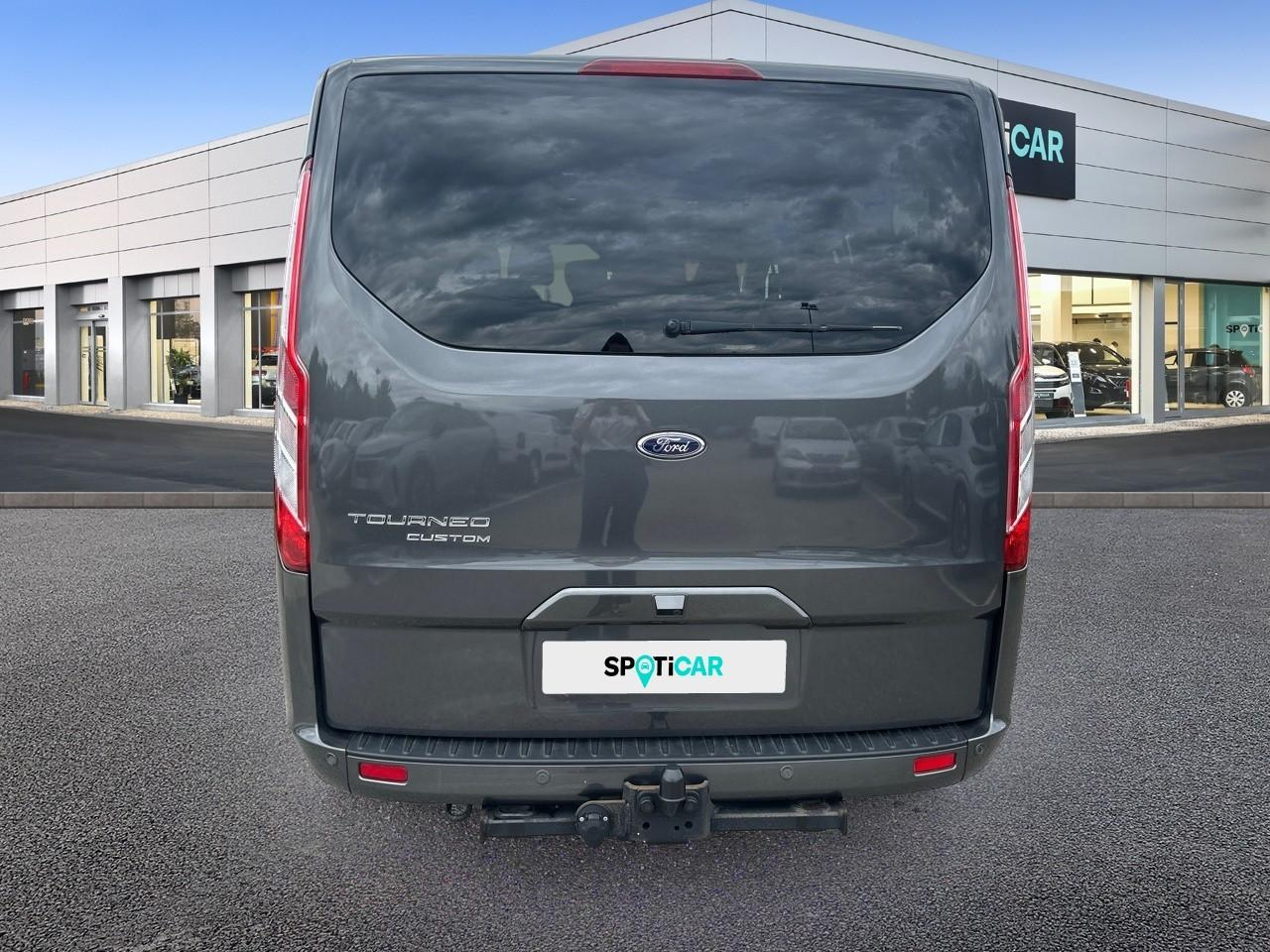 Ford Tourneo custom 320 l1h1 2.0 ecoblue 130ch titanium bva 7cv — photo 5