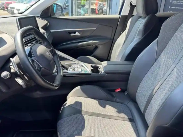Peugeot 3008 hybrid 225ch allure e-eat8 10cv — photo 7