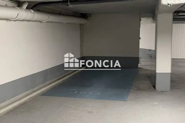 Parking 15 m²
