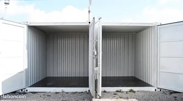 Box de stockage sécurisés — La Ferté-Bernard centre — ouverture janvier 2027