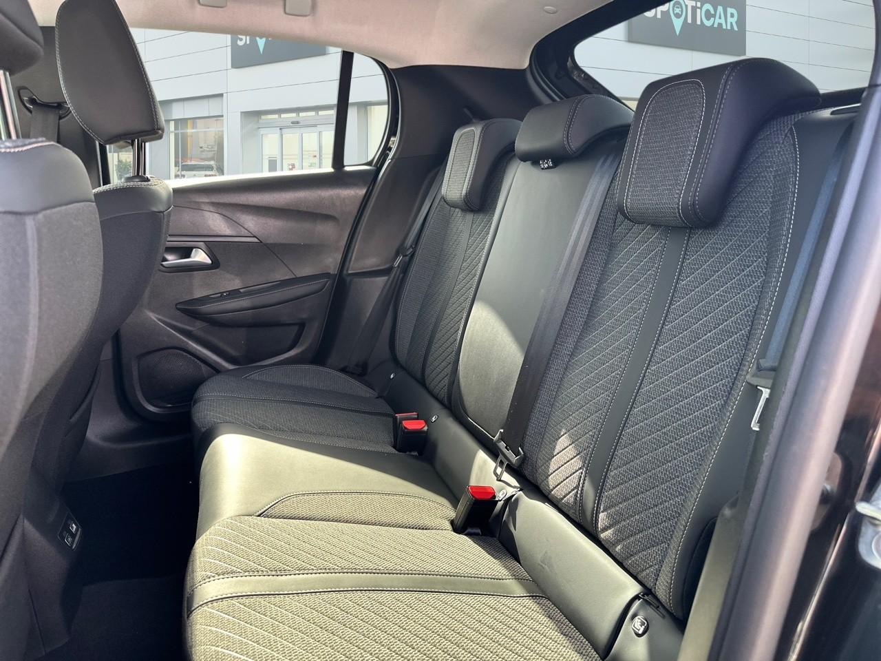 Peugeot 208 1.2 hybrid 110ch allure e-dcs6 — photo 10