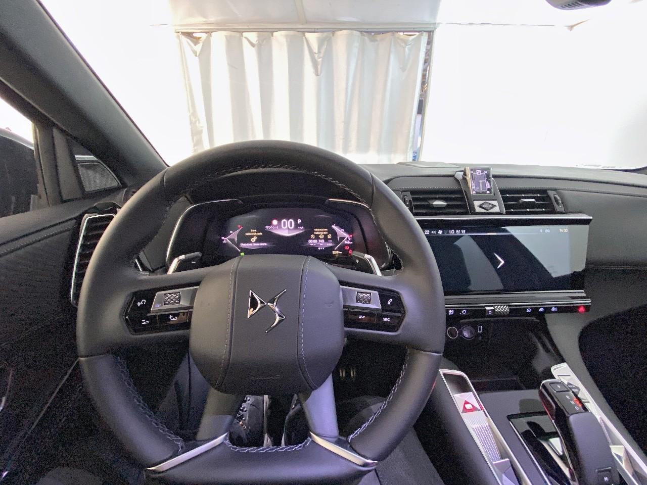 Ds Ds 7 crossback bluehdi 130 eat8 etoile — photo 12