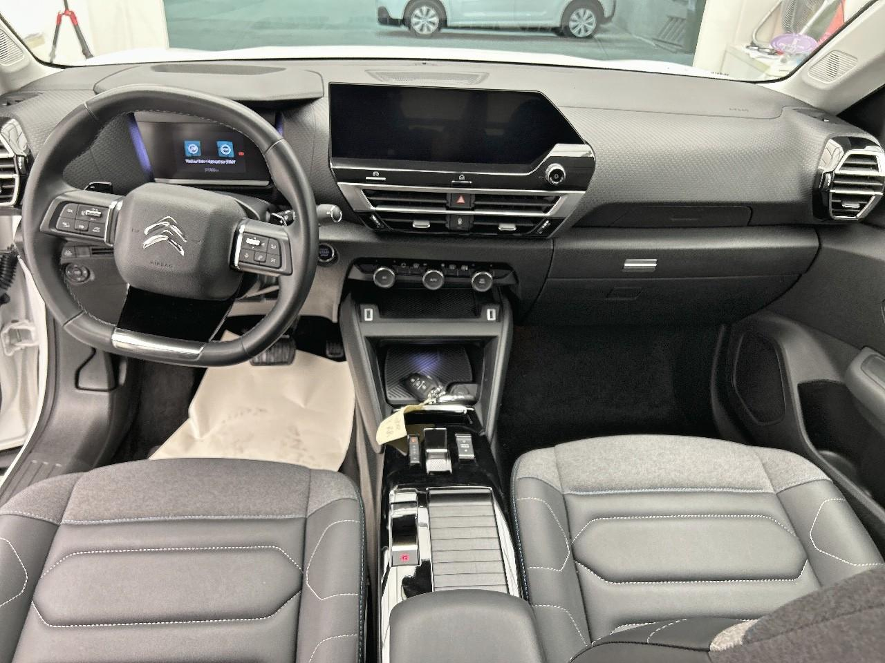 Citroën C4 puretech 130 s&s eat8 shine — photo 12