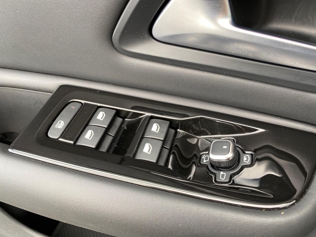 Citroën C5 X puretech 180ch s&s shine pack eat8 — photo 17
