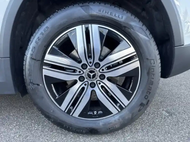 Mercedes Eqa 250+ edition — photo 5
