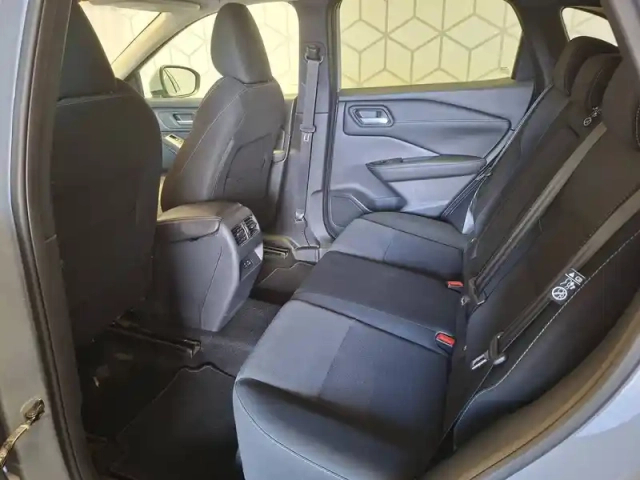 Nissan Qashqai mild hybrid 140 ch — photo 17