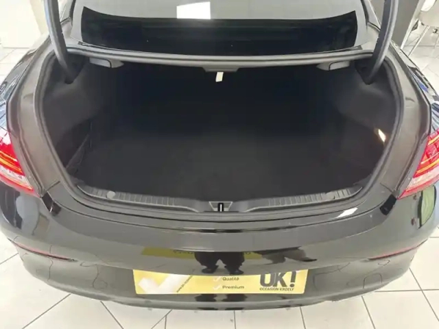 Mercedes Classe C c 300 2.0 245 — photo 10