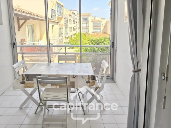 Studio 1 pièce 28 m²
