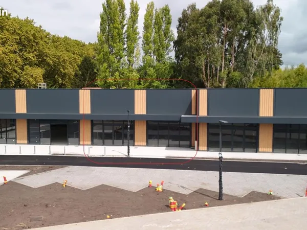 Local commercial 150 m²