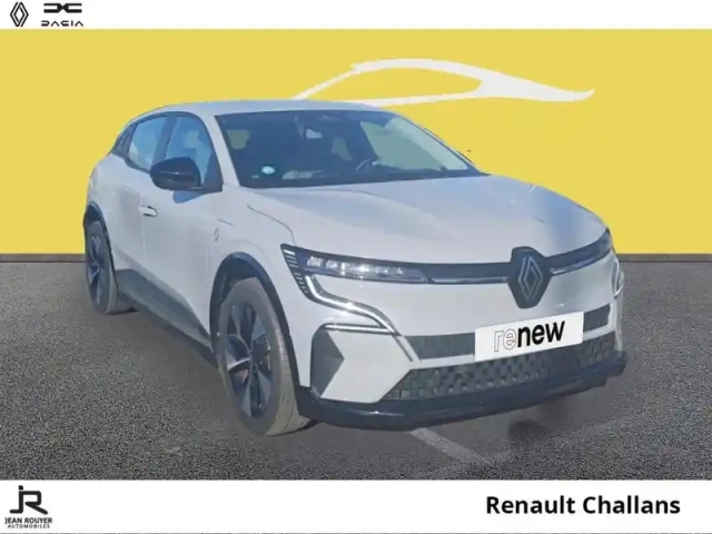 Renault Megane e-tech electric ev60 220ch equilibre super charge -b — photo 2