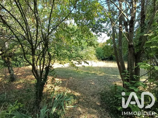 Terrain 1361 m²