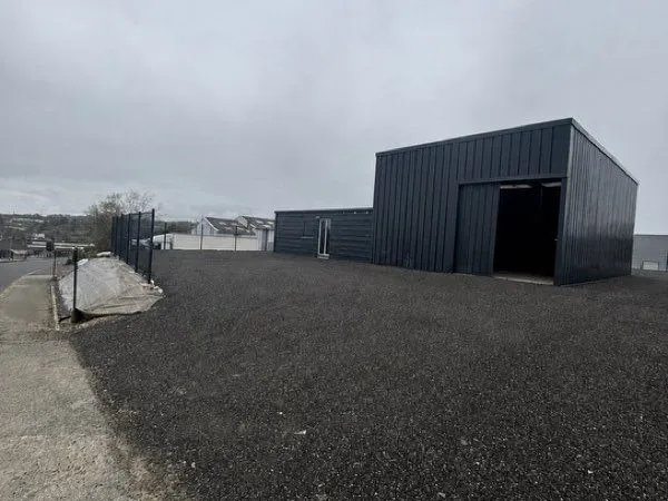 🏢 À louer - Bâtiment d'activité - Pleyben (Zone du Drever)