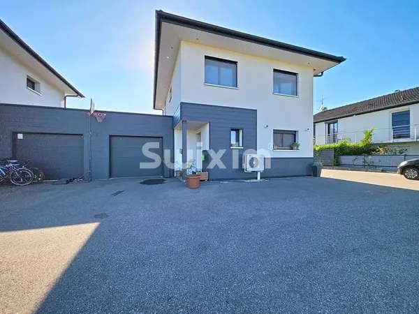 Exclusivité - Ségny - Villa jumelée T6 avec jardin