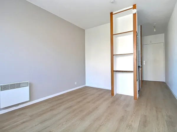 Studio 1 pièce 20 m²