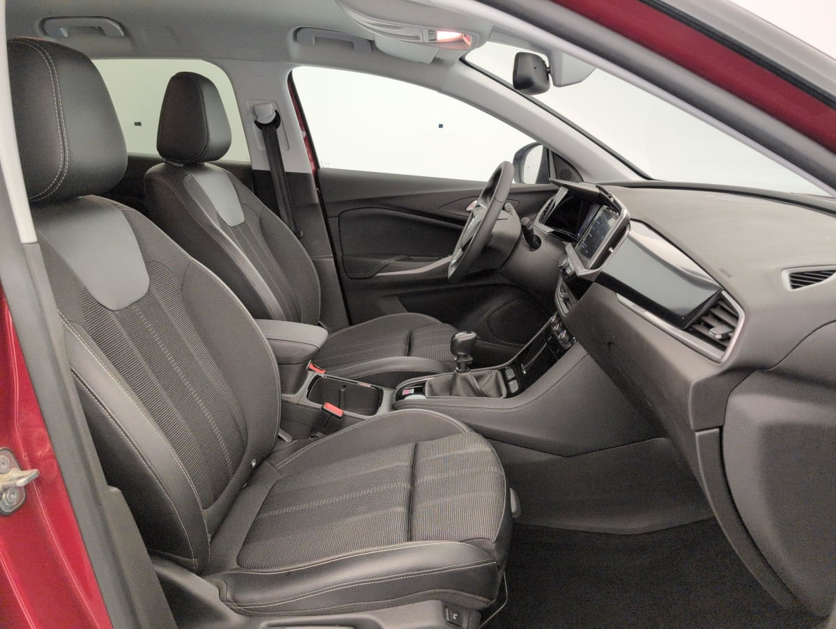 Opel Grandland — photo 9