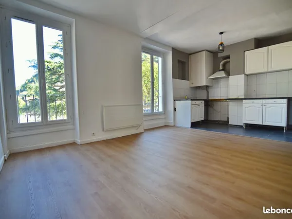 Appartement 2 pièces 57 m²