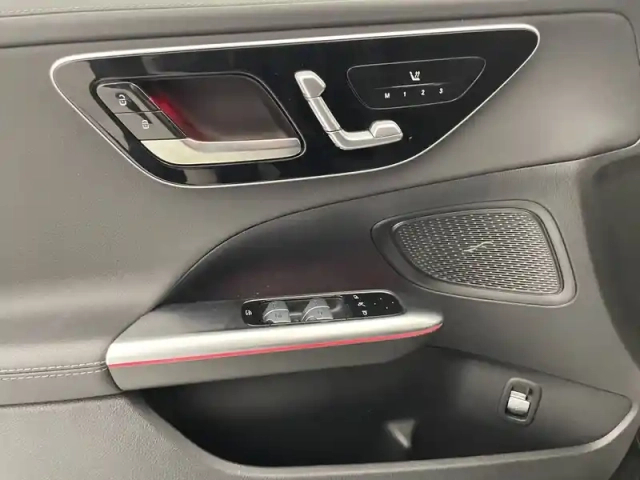 Mercedes Classe C 220 d 9g-tronic — photo 28