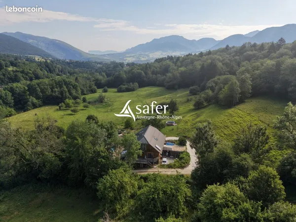 Terrain 30215 m² Lescheraines