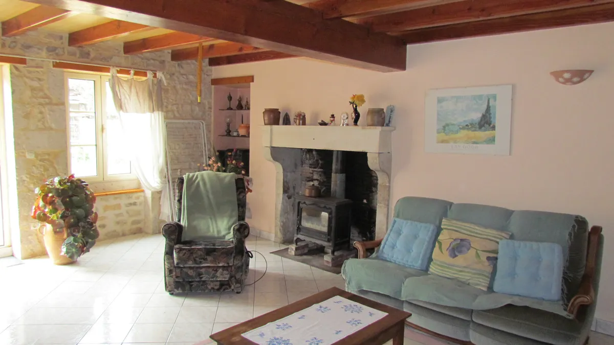 Photo 3