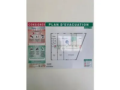PLATEAUX DE BUREAUX DE 250 M2 (EMPLACEMENT STRATEGIQUE)