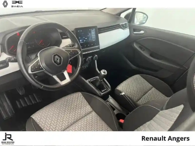 Renault Clio 1.5 blue dci 100ch evolution — photo 30