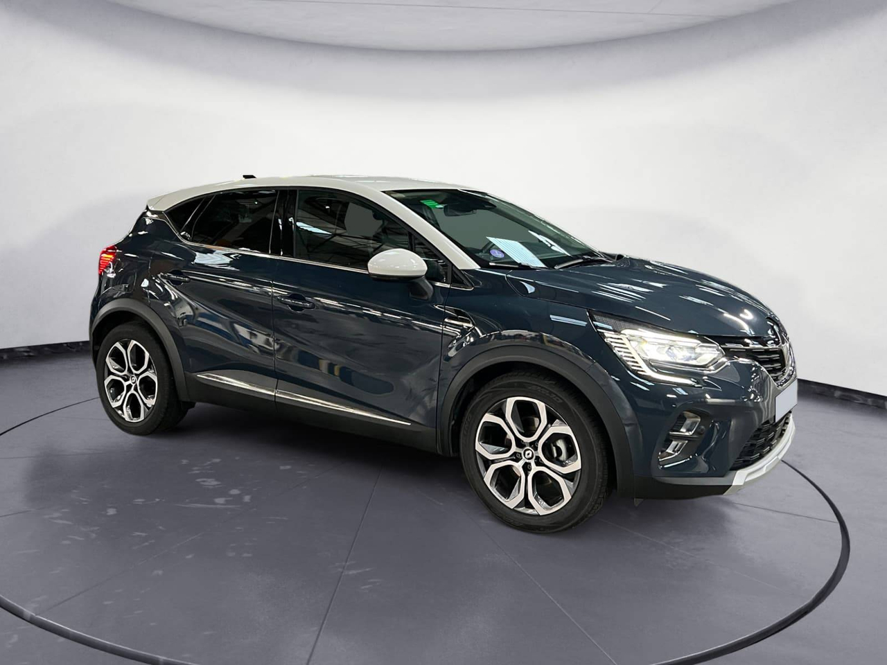 Renault Captur E-Tech full hybrid 145 — photo 7