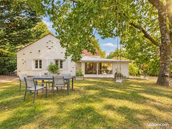 Propriété 7 pièces 148 m²