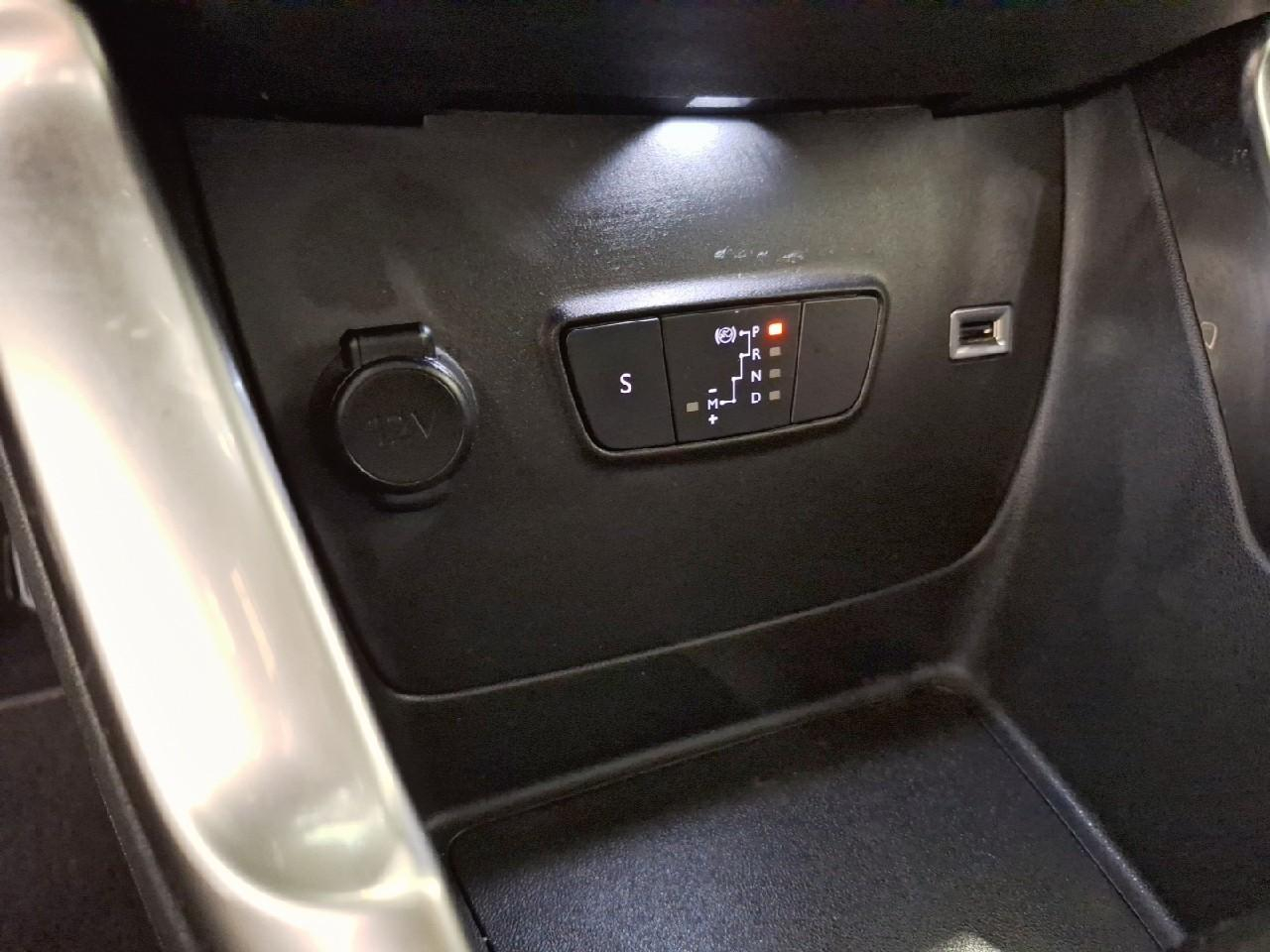 Citroën C3 Aircross puretech 130 s&s eat6 c-series — photo 15
